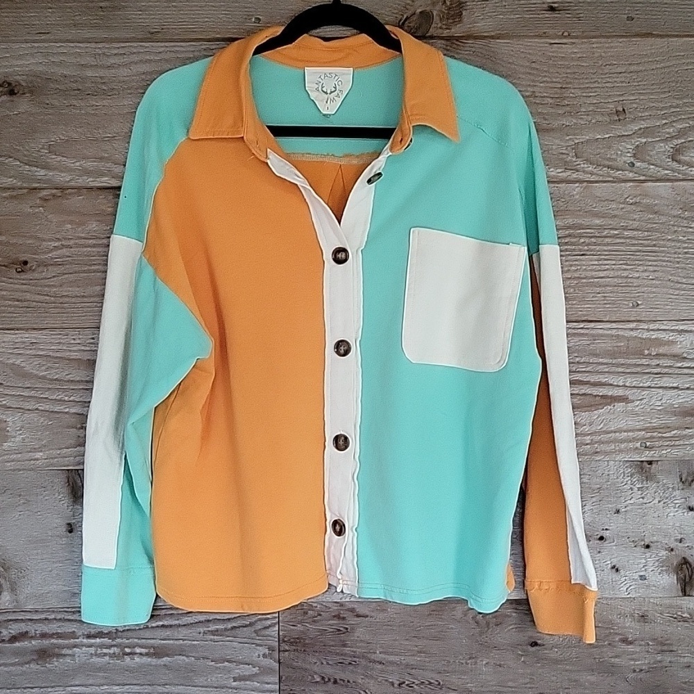 Fantastic Fawn Size Small Orange and Aqua Oversized Shacket